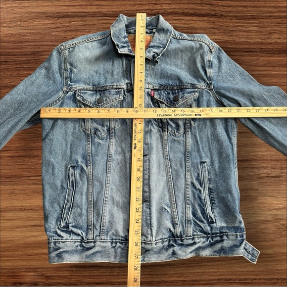 Levi’s Trucker Jacket‎ Light Wash Denim Men’s Size Medium 100% Cotton - Picture 5 of 10